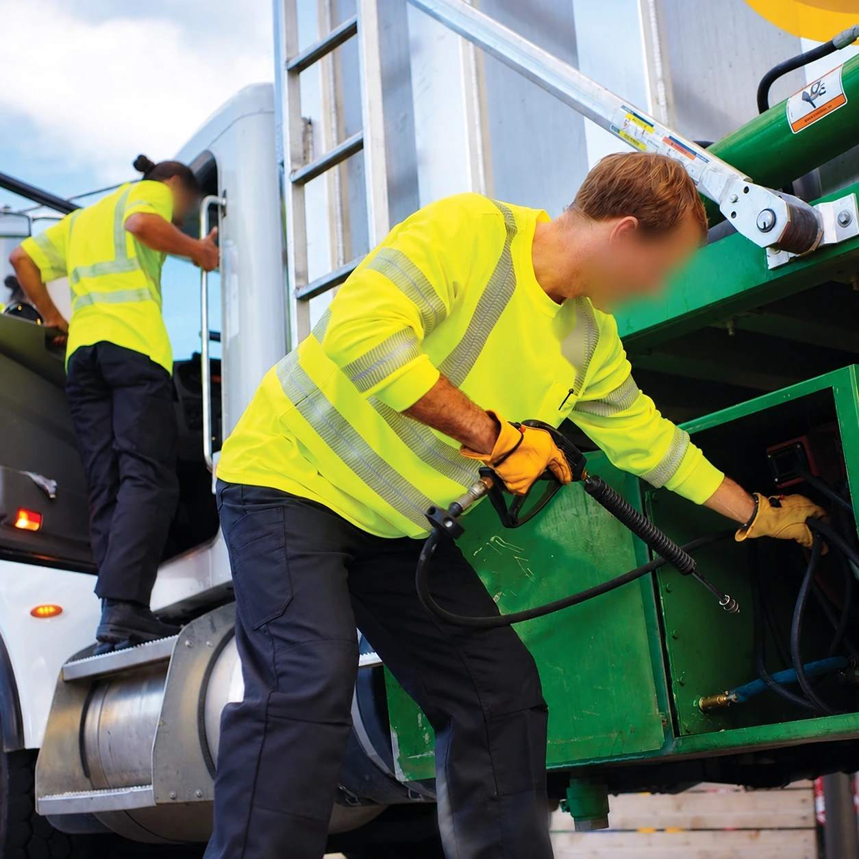 Liberty Edge Workwear Gallery – High-Visibility Workwear | Liberty Edge Industries